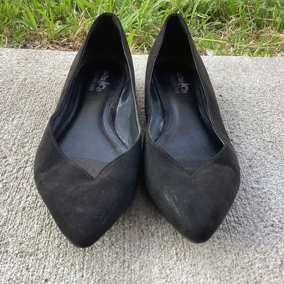 Coach and Four Gunmetal Mirror Heel Pointed Toe Black Flats - Picture 2 of 11